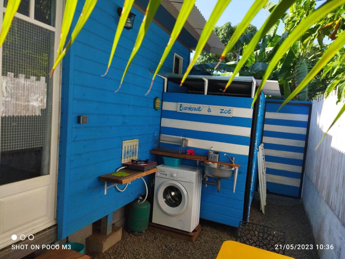 Bungalow Bleu L'Etang-Sale Екстер'єр фото